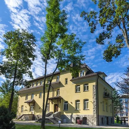 Guest house Halny 2*